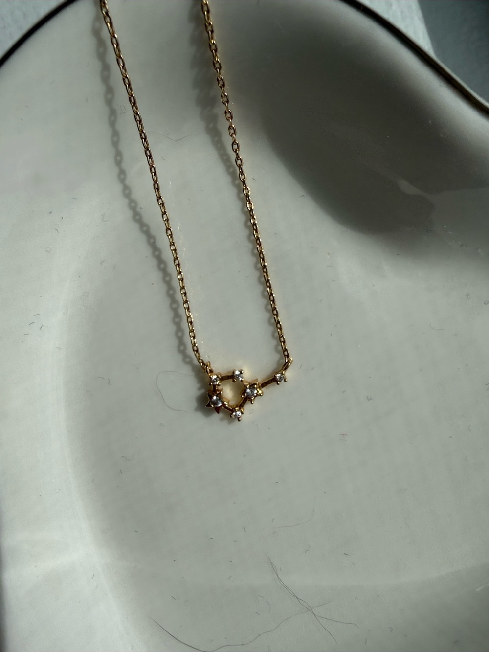 Delicate Gold Circle Pendant Necklace with Clear Stones